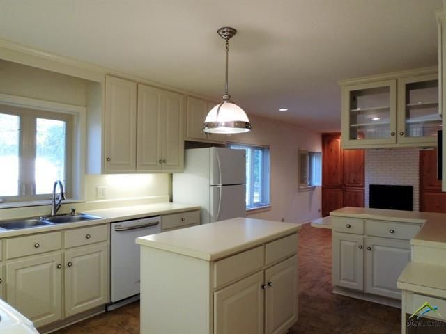 823 E Goode, Quitman, TX 75783